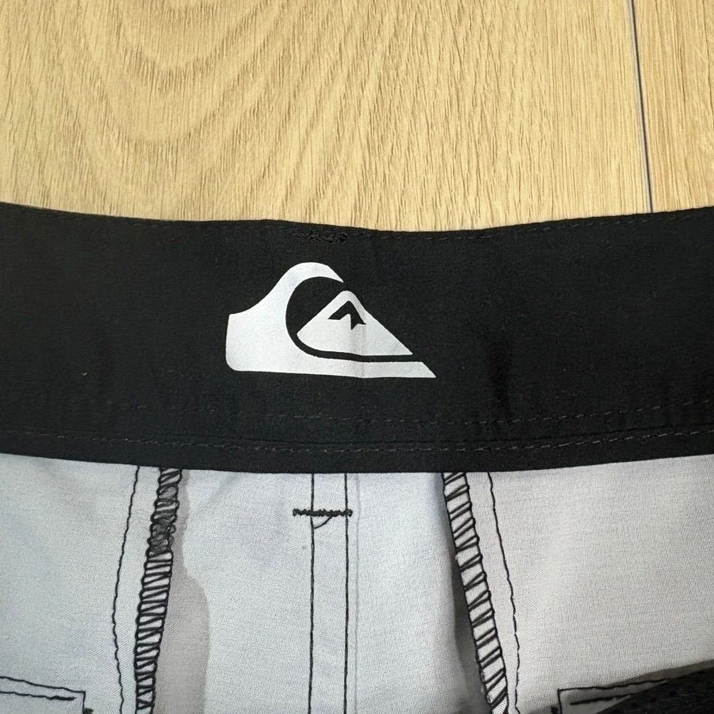 Quiksilver Y2K Amphibian Hybrid Board Shorts 34 Grey Striped Swim Walk Shorts